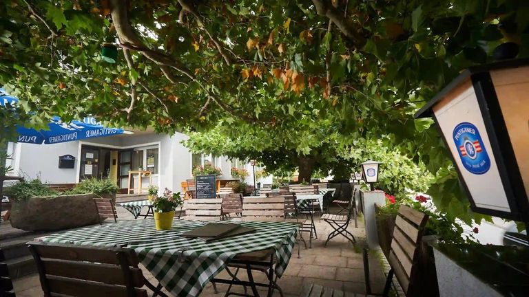 Gasthaus Garten 2 (1)