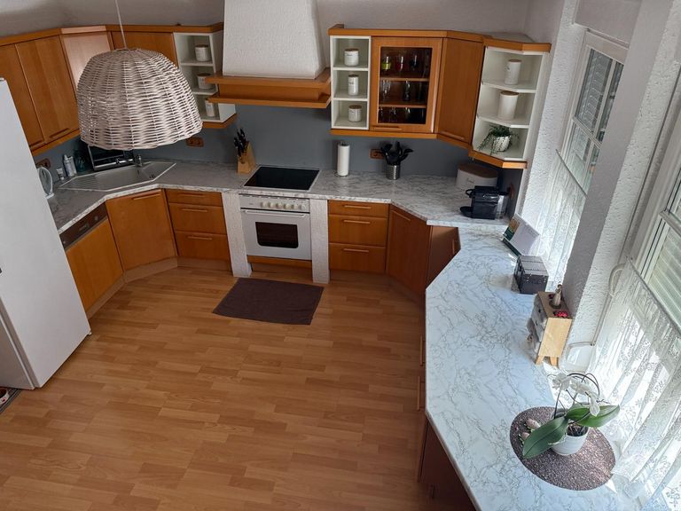 offene Küche mit Speisebereich