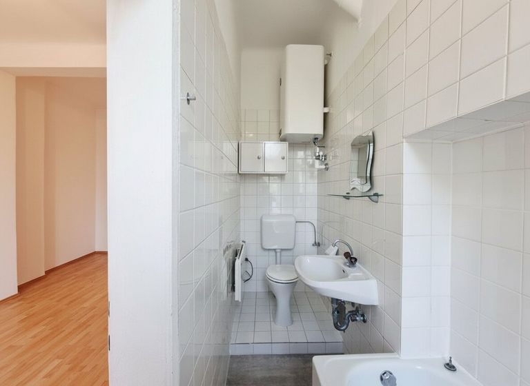 Badezimmer / Einzelwohnraum