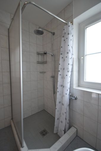 Badebereich - Geräumige 3 Zimmer Terrassenwohnung mit Seeblick Miete Steinbach Am Attersee