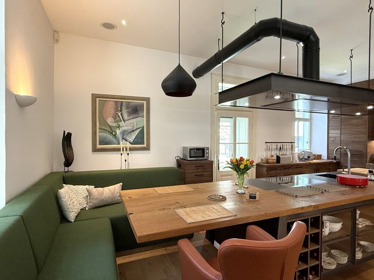 Küche mit Essbereich