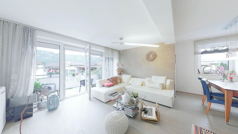 329 Wohnzimmer mit ca. 36 m2