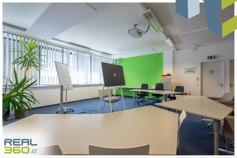 Büro / Besprechungsraum