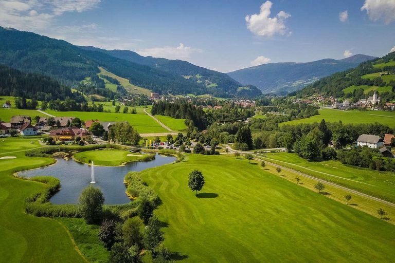 Schönes Spiel am Golfplatz Kreischberg