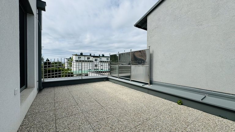 Terrasse Zugang von Büro 2