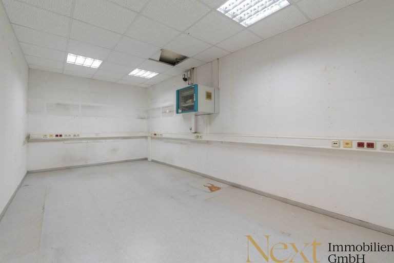 Büro/Lager IV