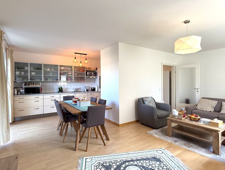 Wohnbereich mit offener Küche