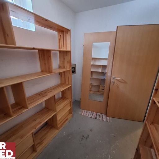 sog. separater Keller im gleichen Geschoss