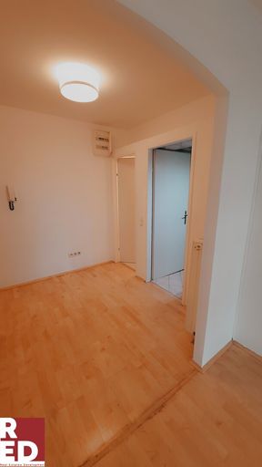 Vorraum mit WC und Badeingang