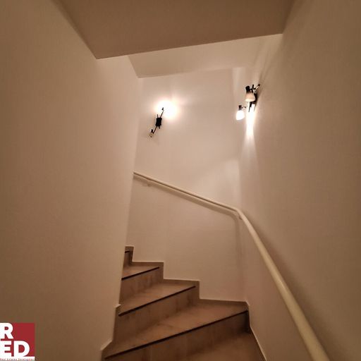 so gehts aufwärts zum Wohnungseingang