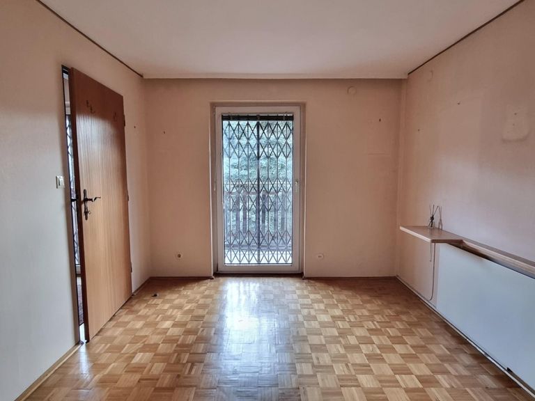 Zimmer 1 DG