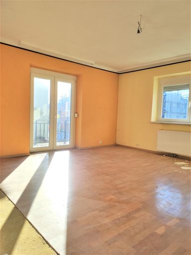 Wohnzimmer mit Terrassenausgang