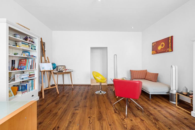 13 Behandlungszimmer II