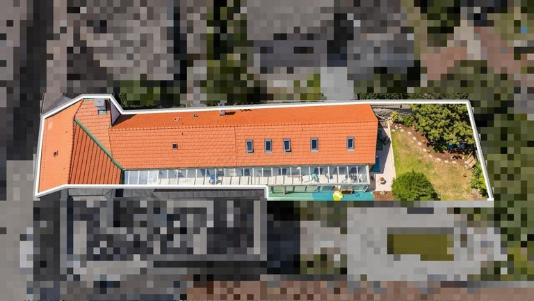 1 Gesamtliegenschaft von Oben