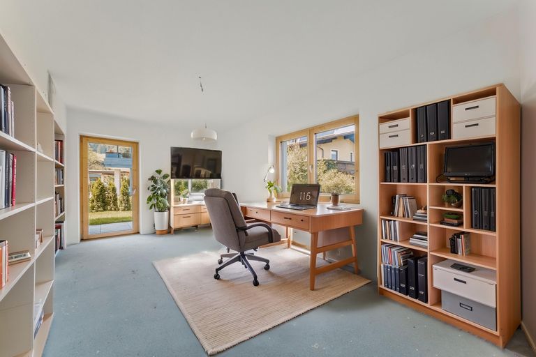 Büro Virtual Staging