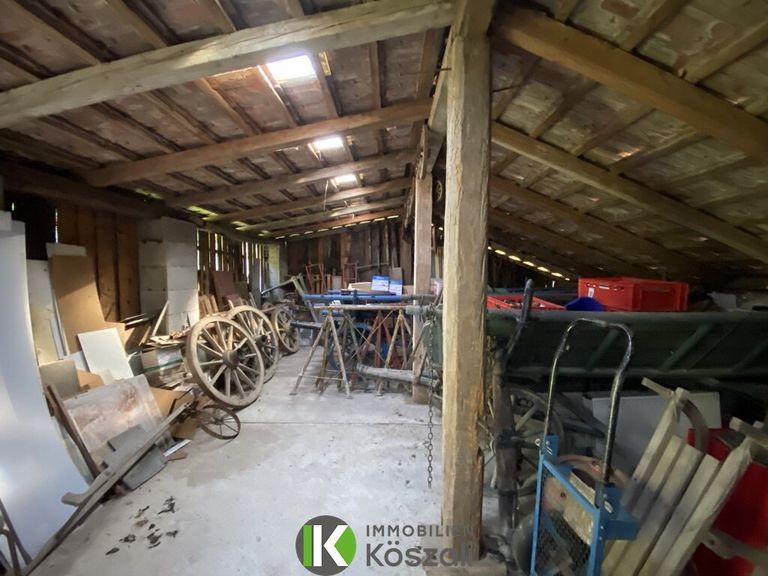 Lagerung Dachboden OST