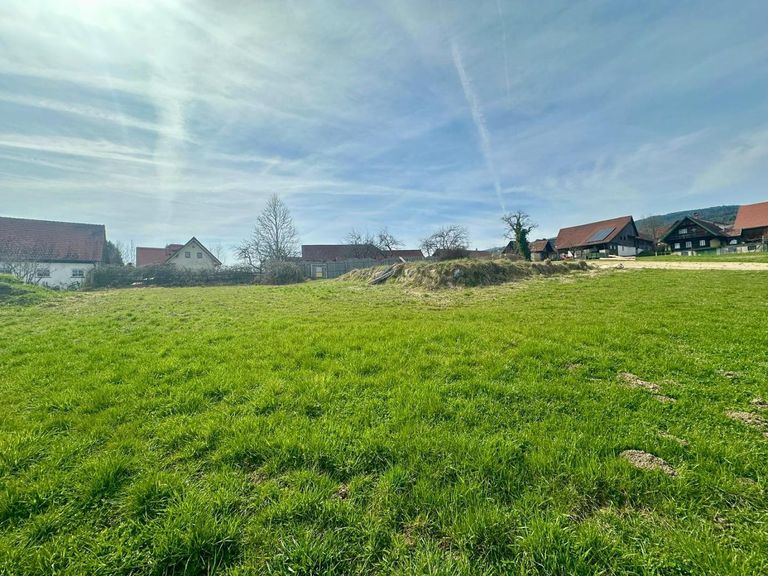 336_2 Baugrund Aussichtslage Vochera am Weinberg i