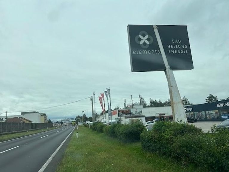 direkt neben der Salzburgerstrasse