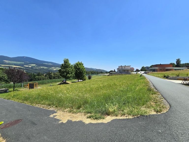 Grundstück Ost-Süd