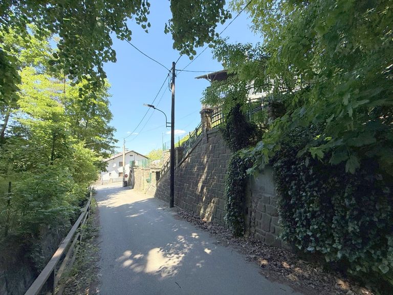 Zugang von der Seitengasse