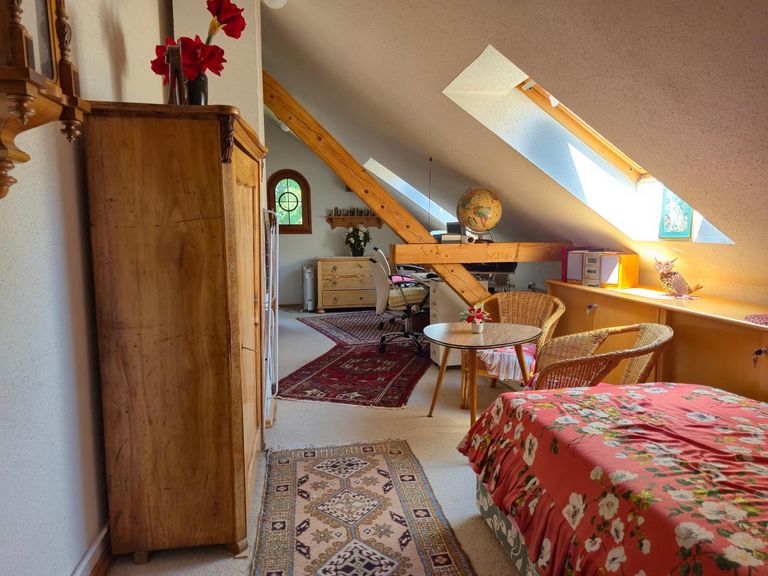 Schlafzimmer/Büro DG