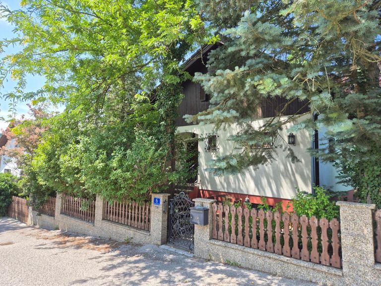 Ansicht straßenseitig