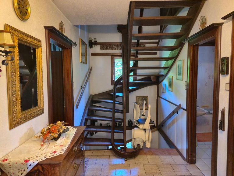 Diele EG mit Treppenlift