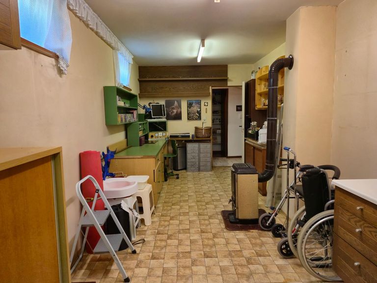 Werkstatt/Lagerraum KG