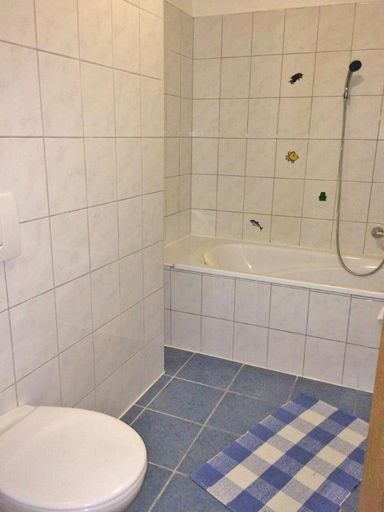 Bad mit Wanne