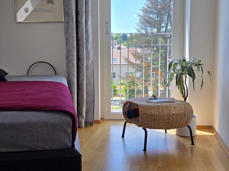 Schlafzimmer mit Juliette Balkon