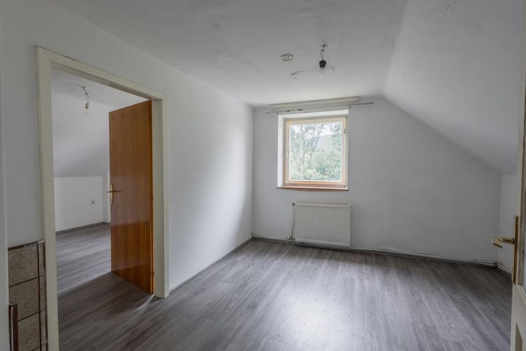 OG_Nebengebäude_ZImmer2