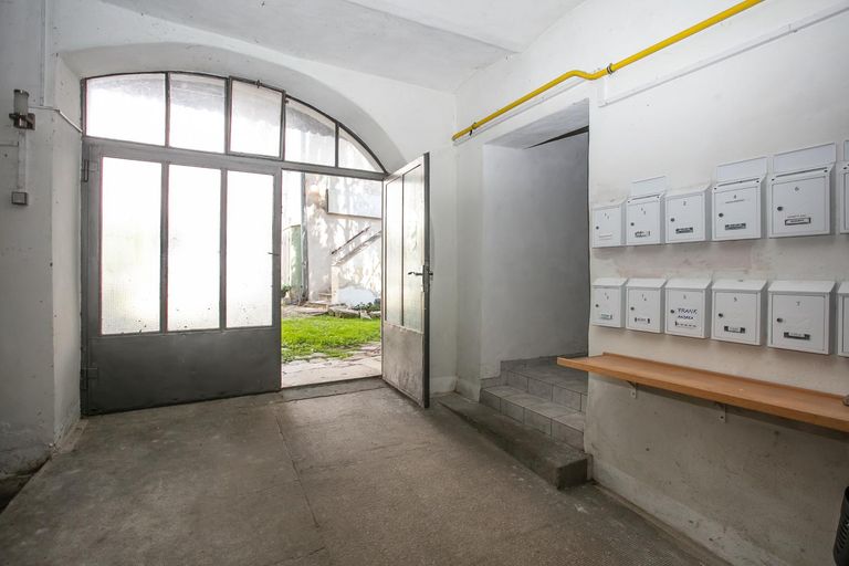 Zugang Innenhof Haus 52