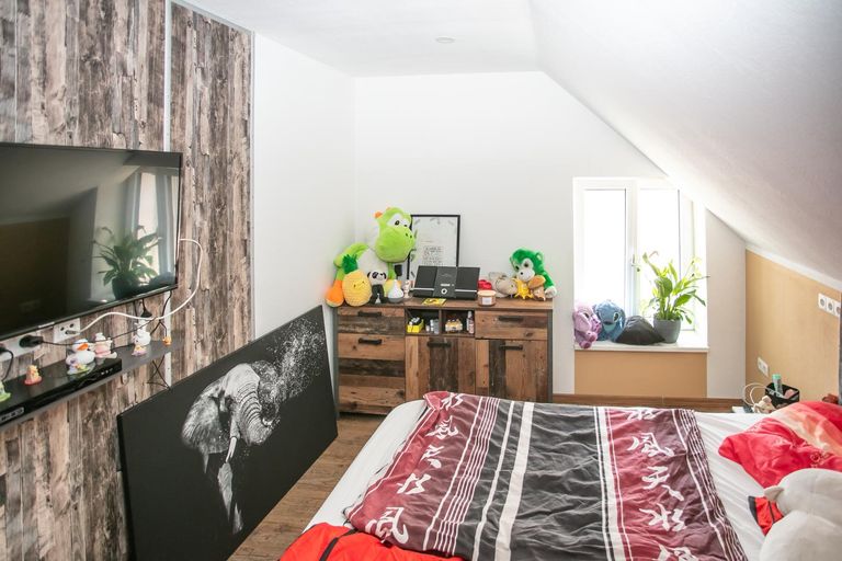Schlafzimmer DG_ Steiner Landstr. 50