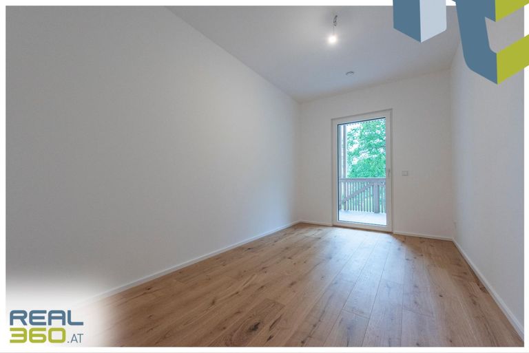 Schlafzimmer mit Loggia