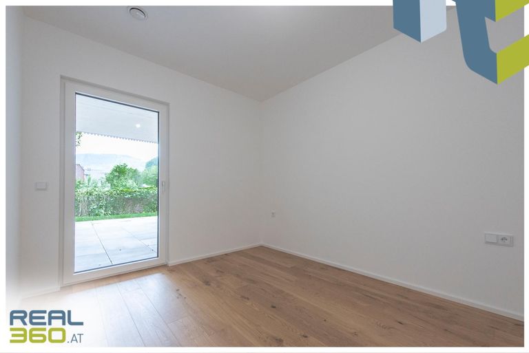 Schlafzimmer mit Terrasse