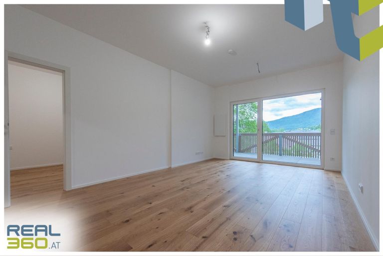 heller Wohn- Essbereich