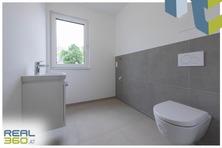 Toilette mit Fenster