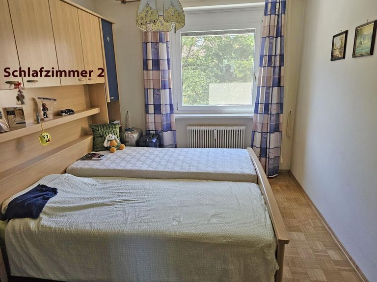 Schlafzimmer 2