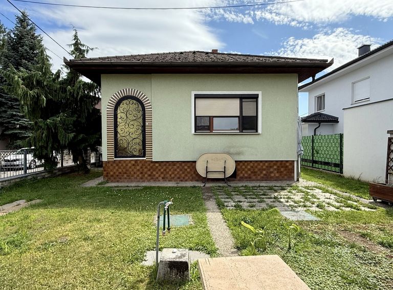 Haus von der Gartenseite