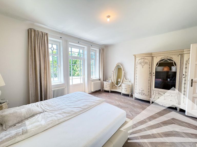 Schlafzimmer OG