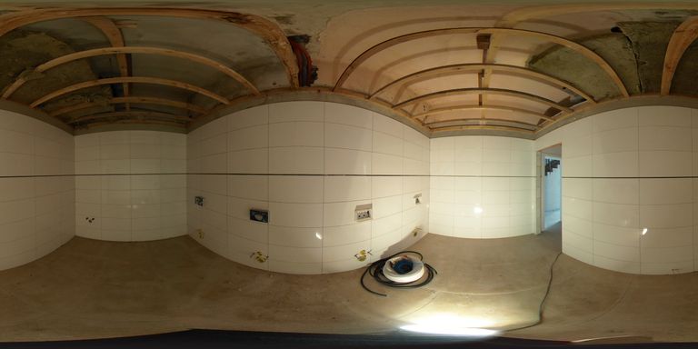 12_WC Damen