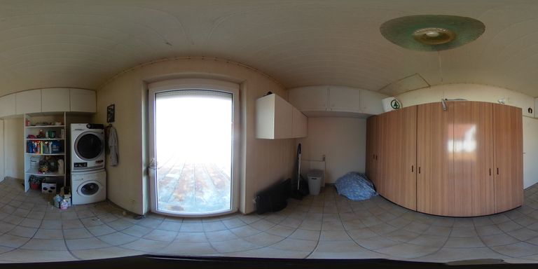 31_Altbau OG Waschraum