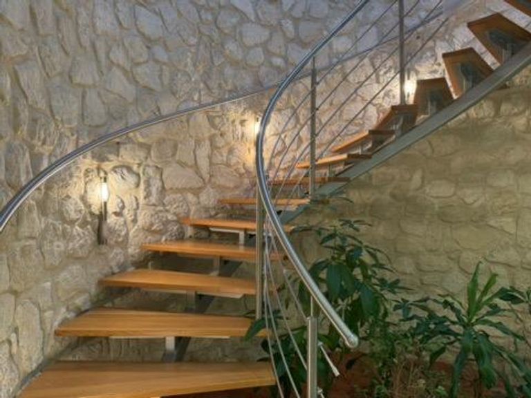 Aufgang ins OG zu den Büros