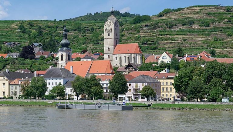 Stein_an_der_Donau,_Lower_Austria,_20210728_1244_0