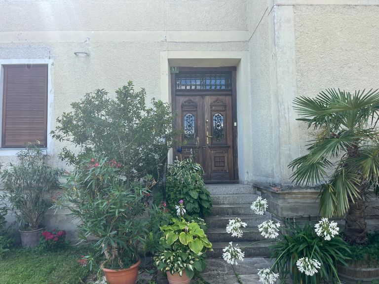 Eingangsbereich außen II