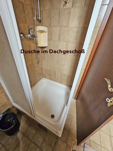 Dusche im DG