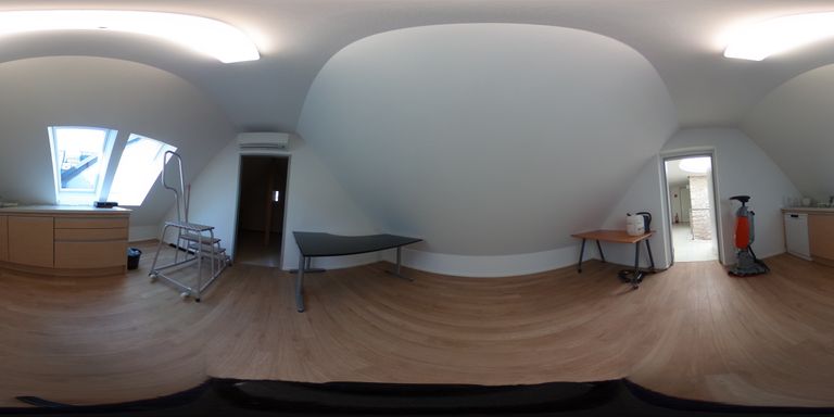 Teeküche mit Archiv 1 im Anschluss