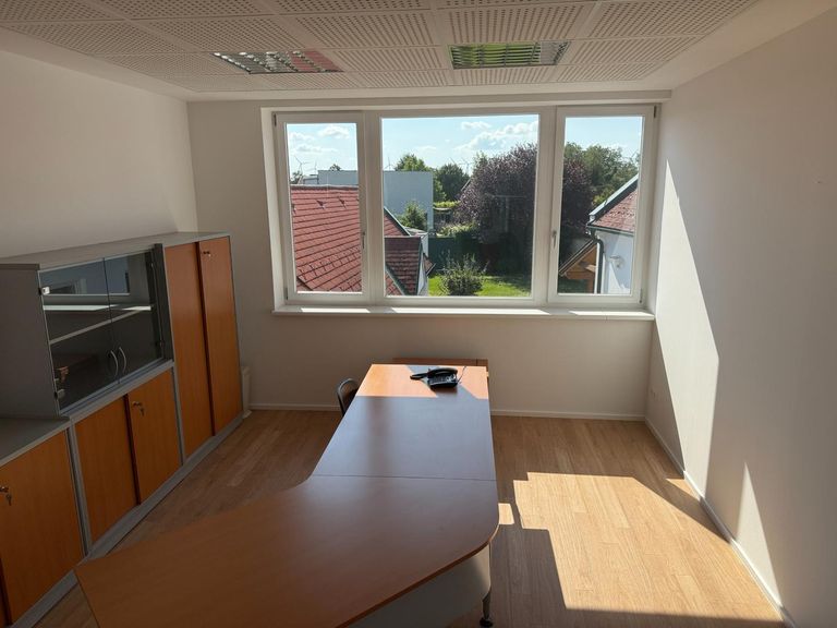 Büro 2