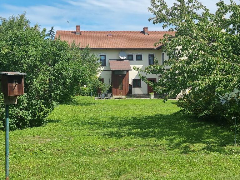 EFH 2104 12 Garten