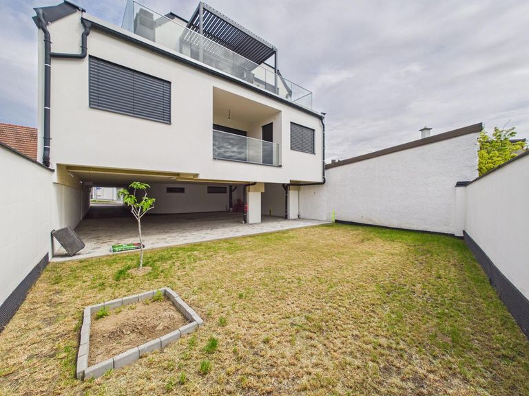 Apartment Neusiedl/See, Gartenansicht